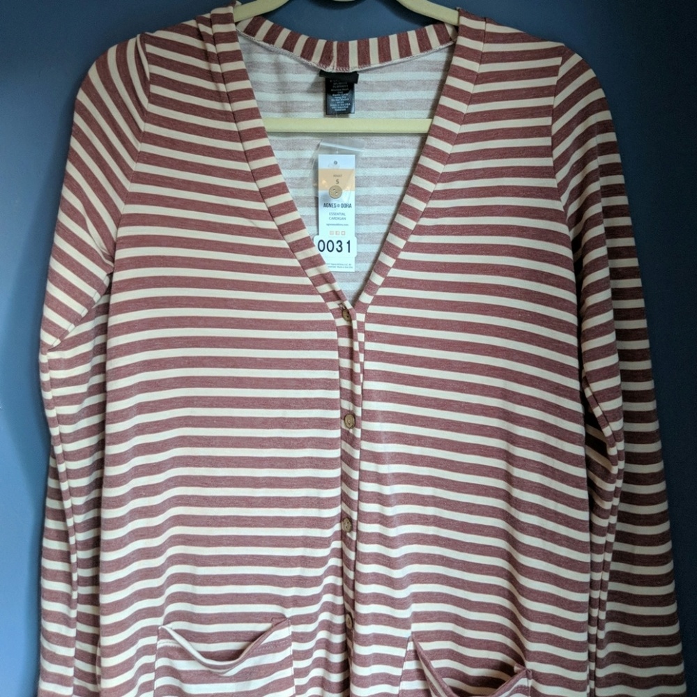 NWT Agnes & Dora Essential Cardigan- small